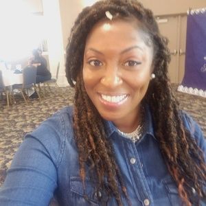 Meet your Posher, Sonya